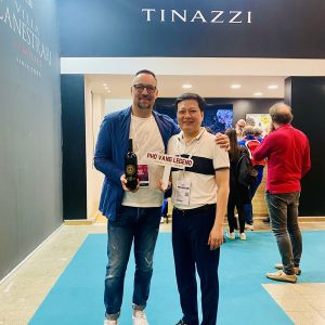 Gặp mặt giám đốc kinh doanh nhà Tinazzi, giới thiệu chai vang 18 Độ San Giorgio Tinazzi IGT Limited Edition