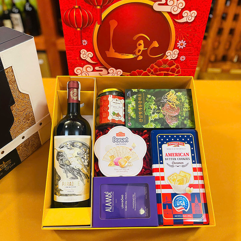 Hộp Quà Bánh Kẹo Rượu Vang