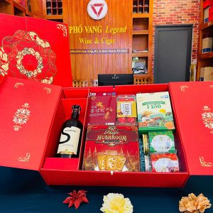 Hộp Quà Tết Rượu Vang & Bánh Kẹo - Pv08
