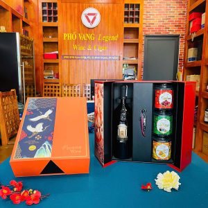 Hộp Quà Tết Rượu Vang & Hạt Dinh Dưỡng Pv10